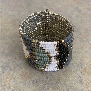 LIKE NEW Fortitude Cuff—TRADES OF HOPE